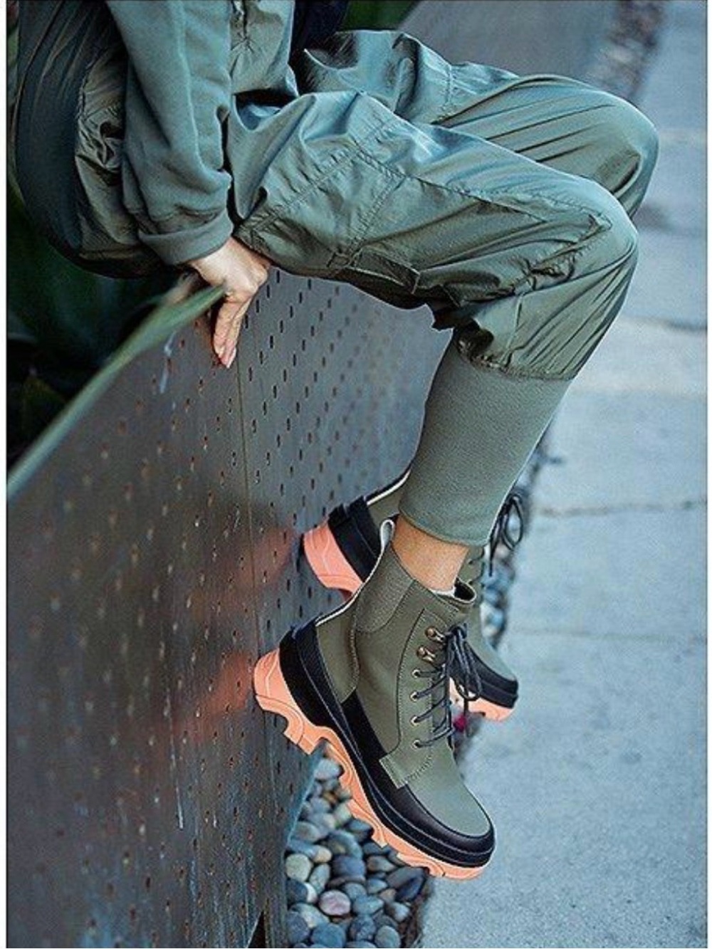Sorel Brex stone green lace up chelsea boots